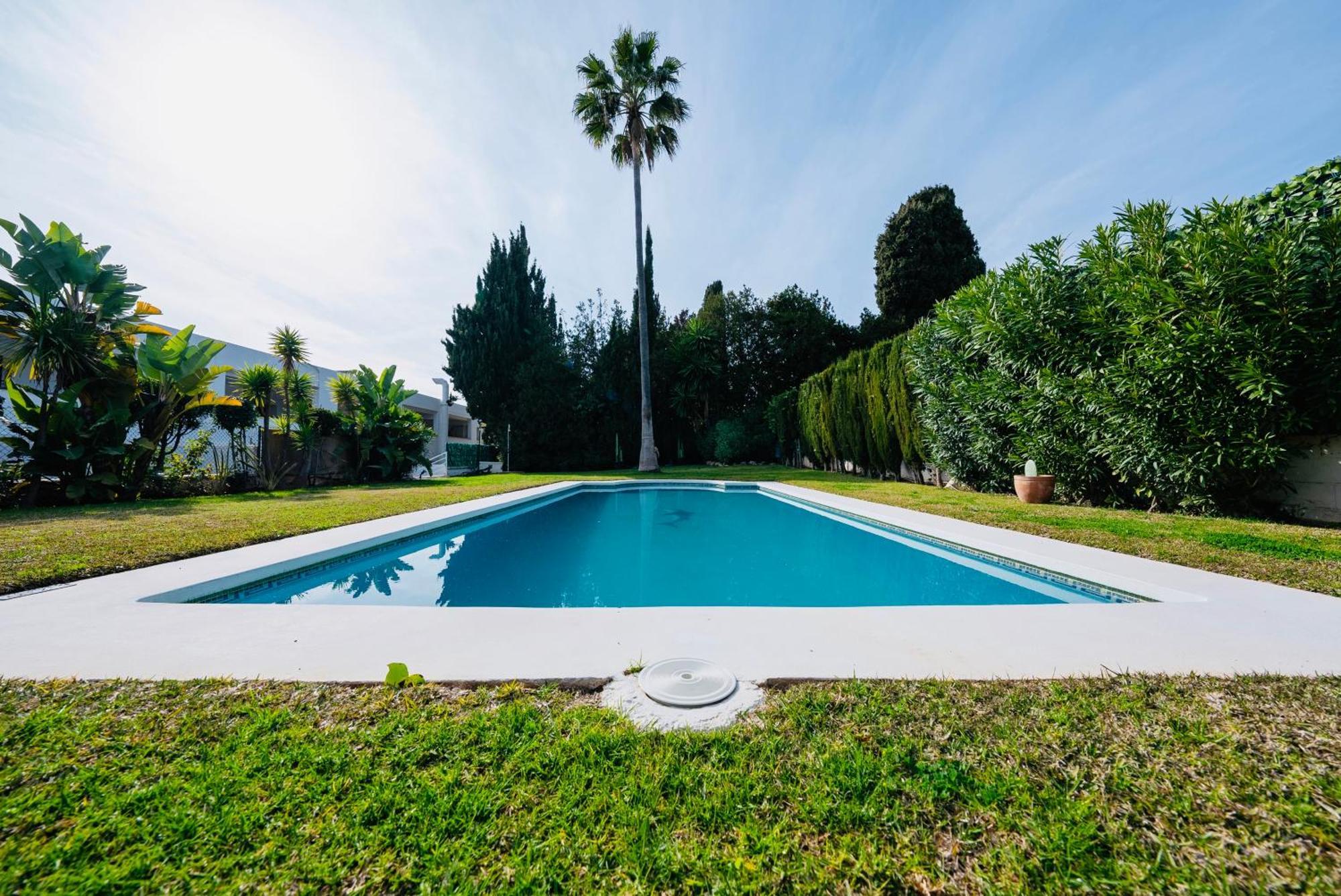 Frente A La Playa Apartamento Boutique En Marbella Eksteriør bilde